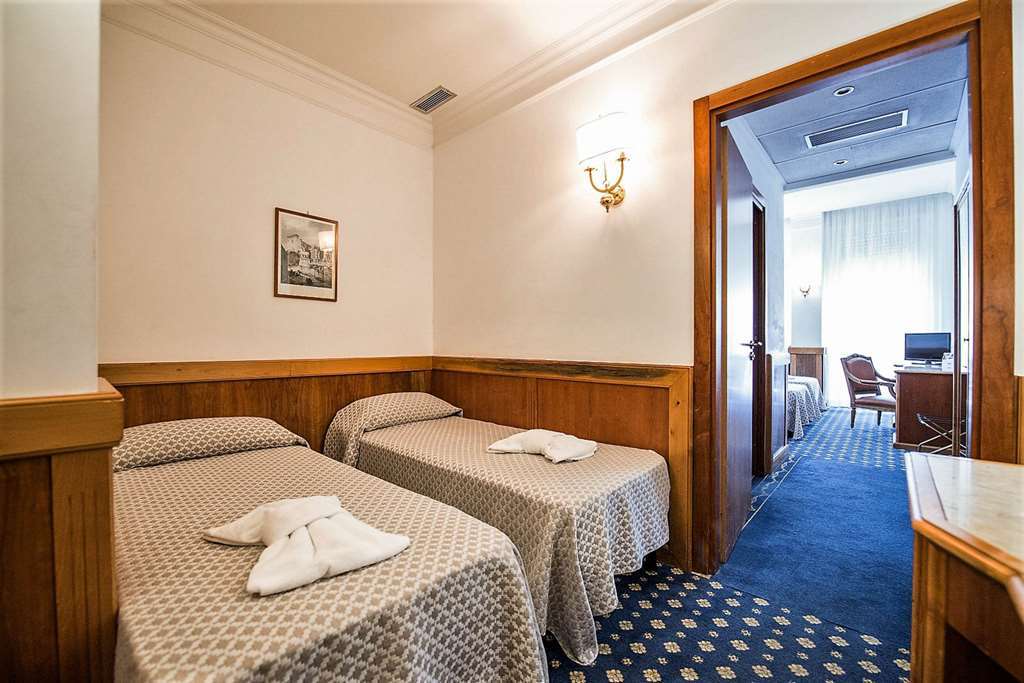 Quality Hotel Nova Domus Ρώμη Δωμάτιο φωτογραφία